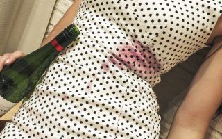 Wie man Rotwein wäscht