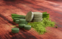 Spirulina: nützliche Eigenschaften und Kontraindikationen, wie man zur Gewichtsreduktion nimmt