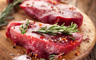 Elchfleisch: Nutzen und Schaden, Kaloriengehalt, wie man zu Hause kocht