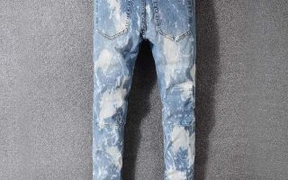 Wie man Jeans mit Weiß aufhellt: gleichmäßig, ohne zu kochen