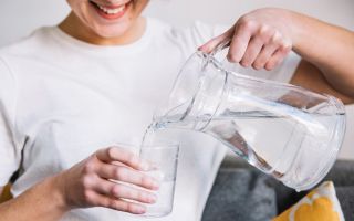 Warum ist Wasser nützlich für den Körper, das man besser trinken kann?