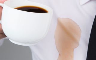 So entfernen Sie Tee von weißen Gegenständen