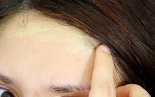Wie man Haarfärbemittel von der Haut schrubbt